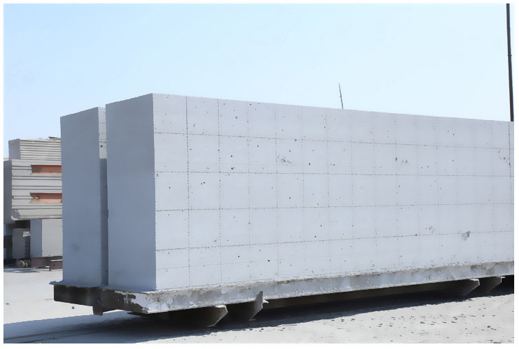 白银加气块 加气砌块 轻质砖气孔结构及其影响因素
